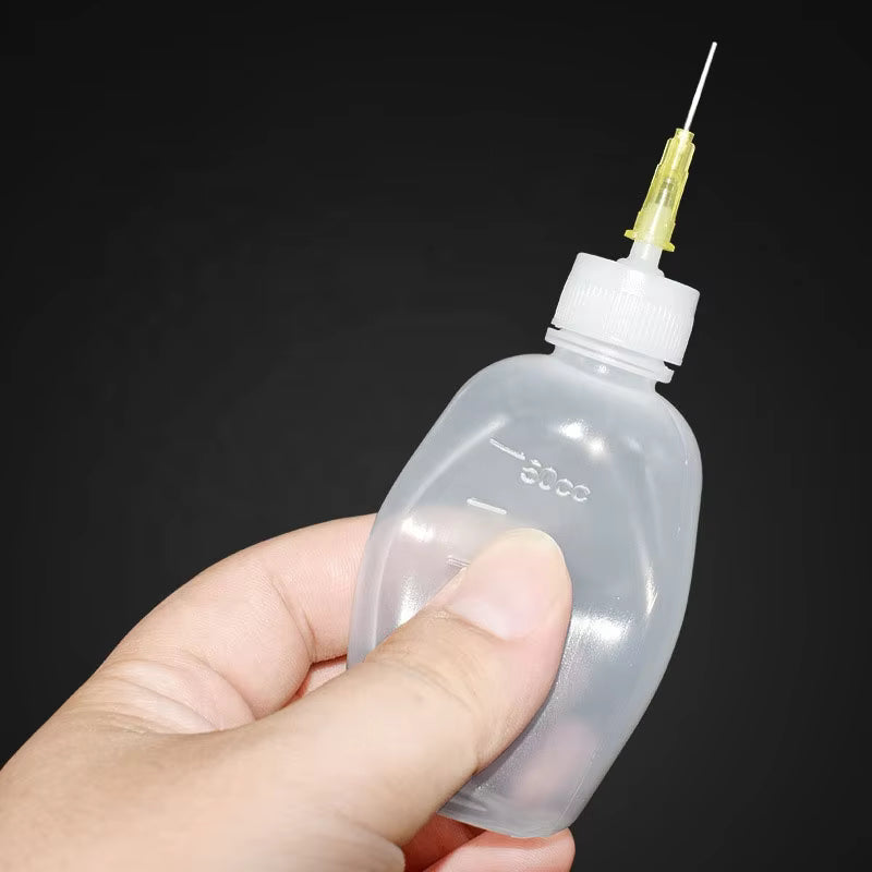 Multi-Purpose Precision Squeeze Bottle (50ml) with 7 Interchangeable Nozzles – Perfect for Jam, Icing, Crafts & Painting